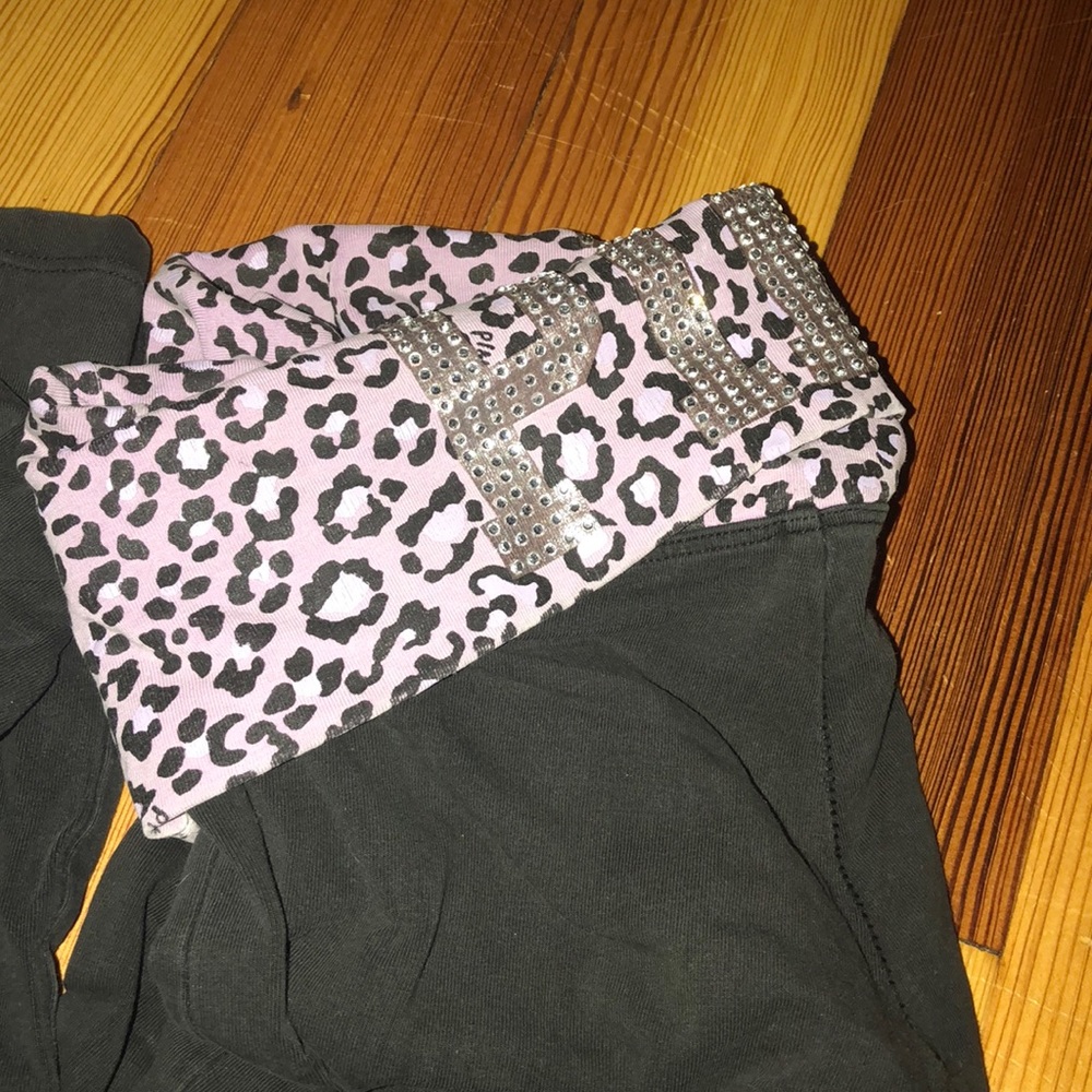 Boot cut yoga pants V.S